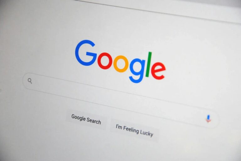 AI 偵測工具真的準嗎？Google 不懲罰 AI 內容的證據與正確寫法