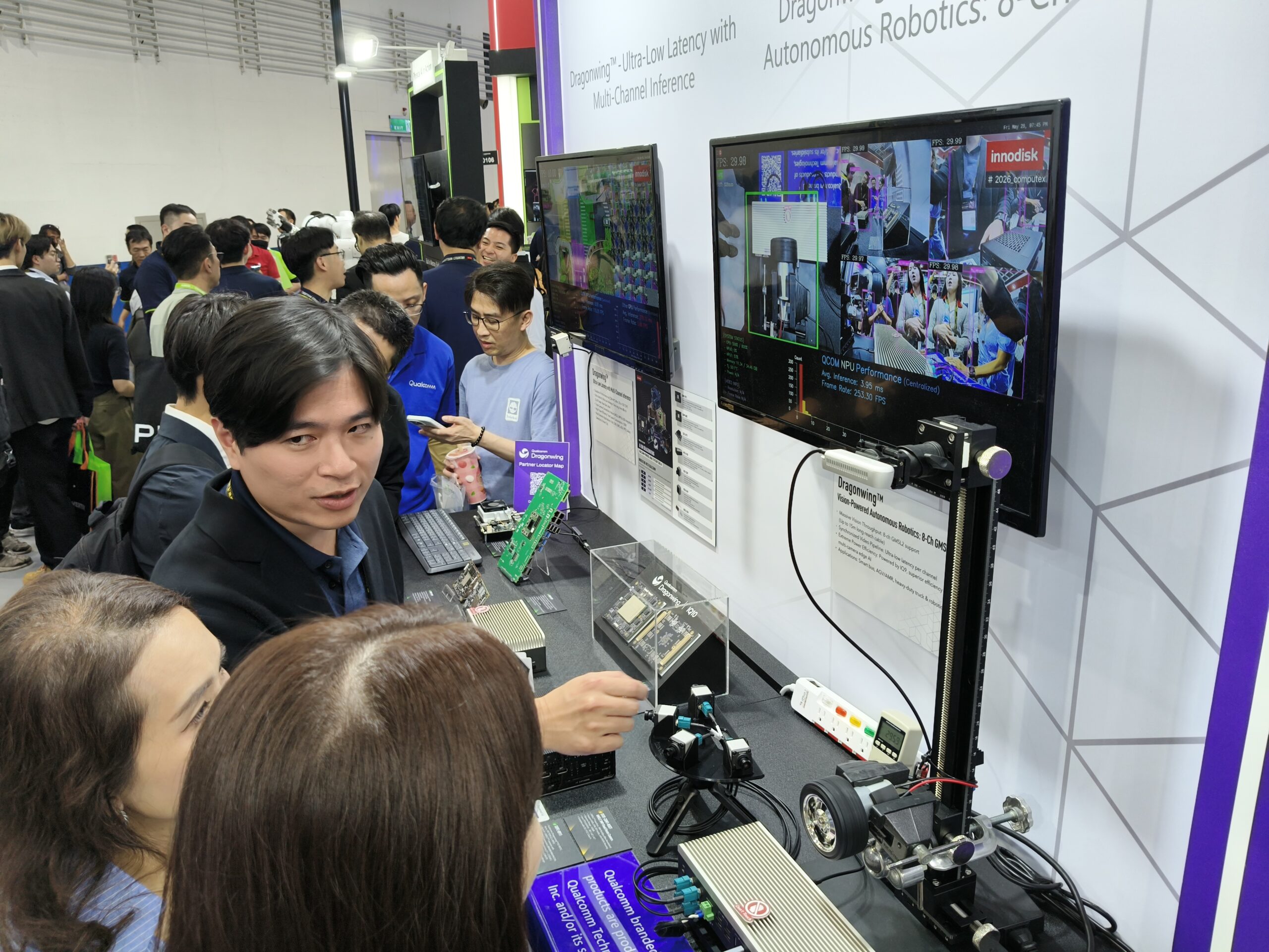 COMPUTEX 2026 宜鼎 innodisk 展位設計，南港展覽館一館一樓現場 3