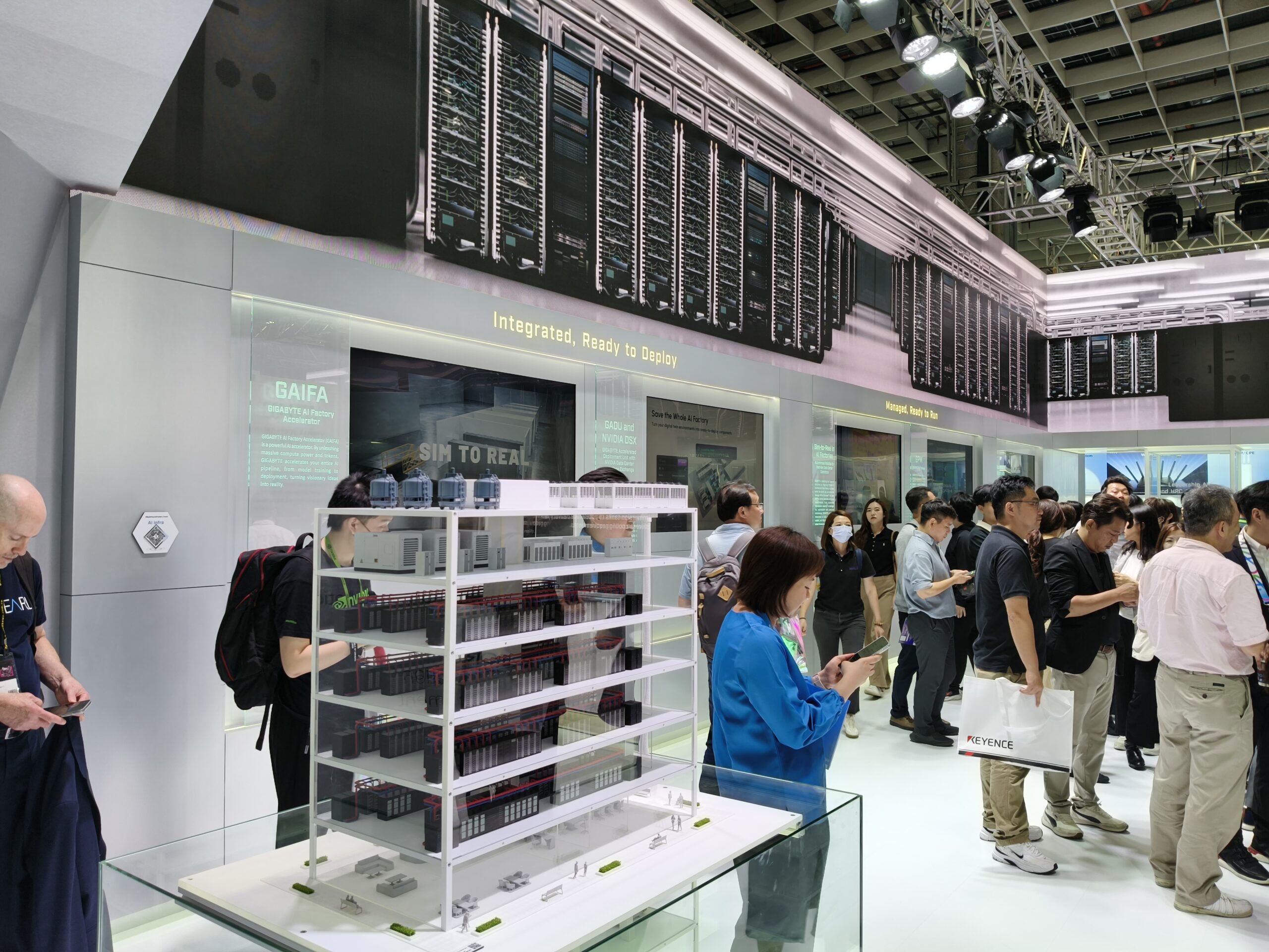 COMPUTEX 2026 技嘉 GIGABYTE 展位設計，南港展覽館一館一樓現場 6