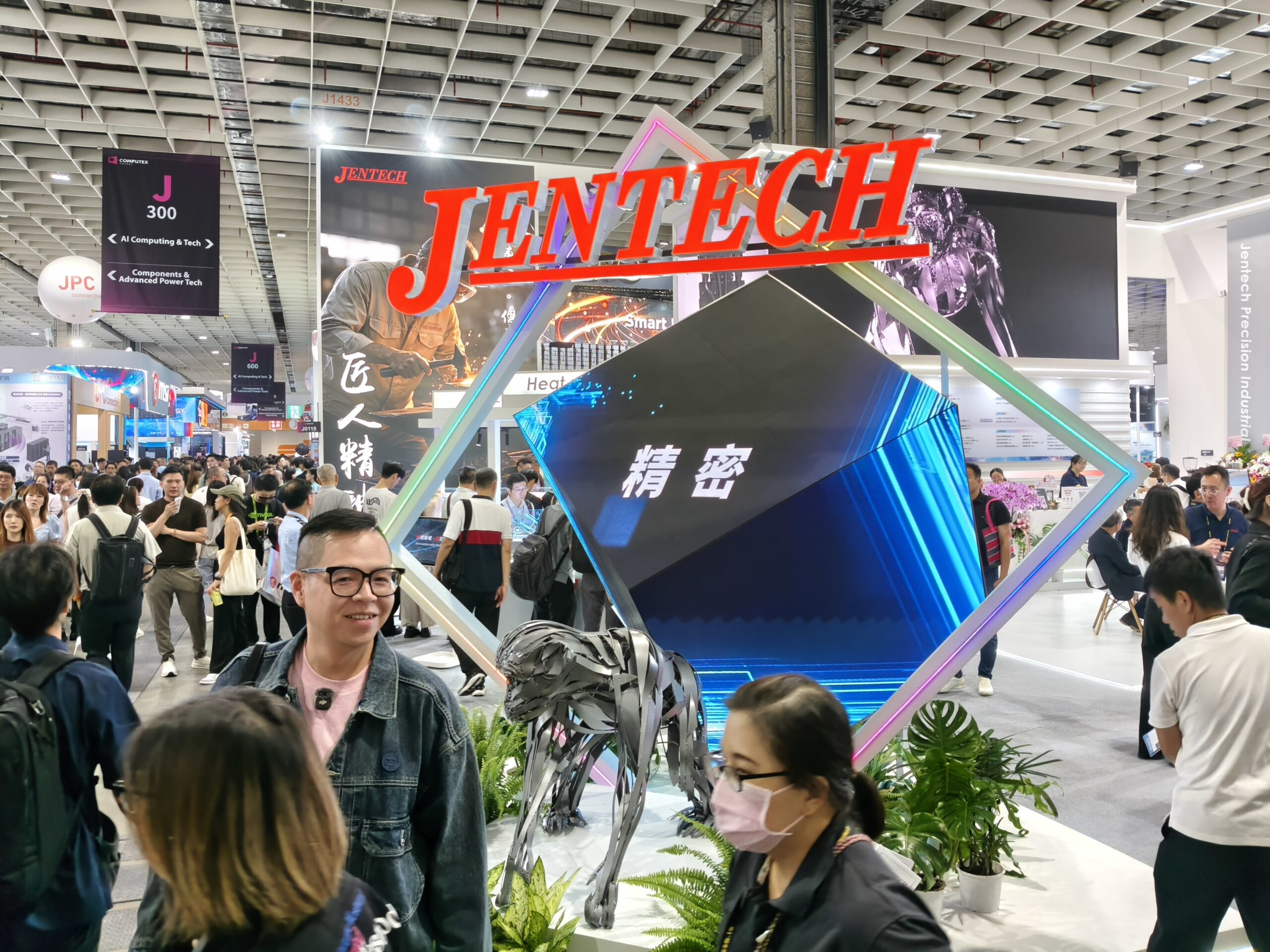 COMPUTEX 2026 健策 JENTECH 展位設計，南港展覽館一館一樓現場 1