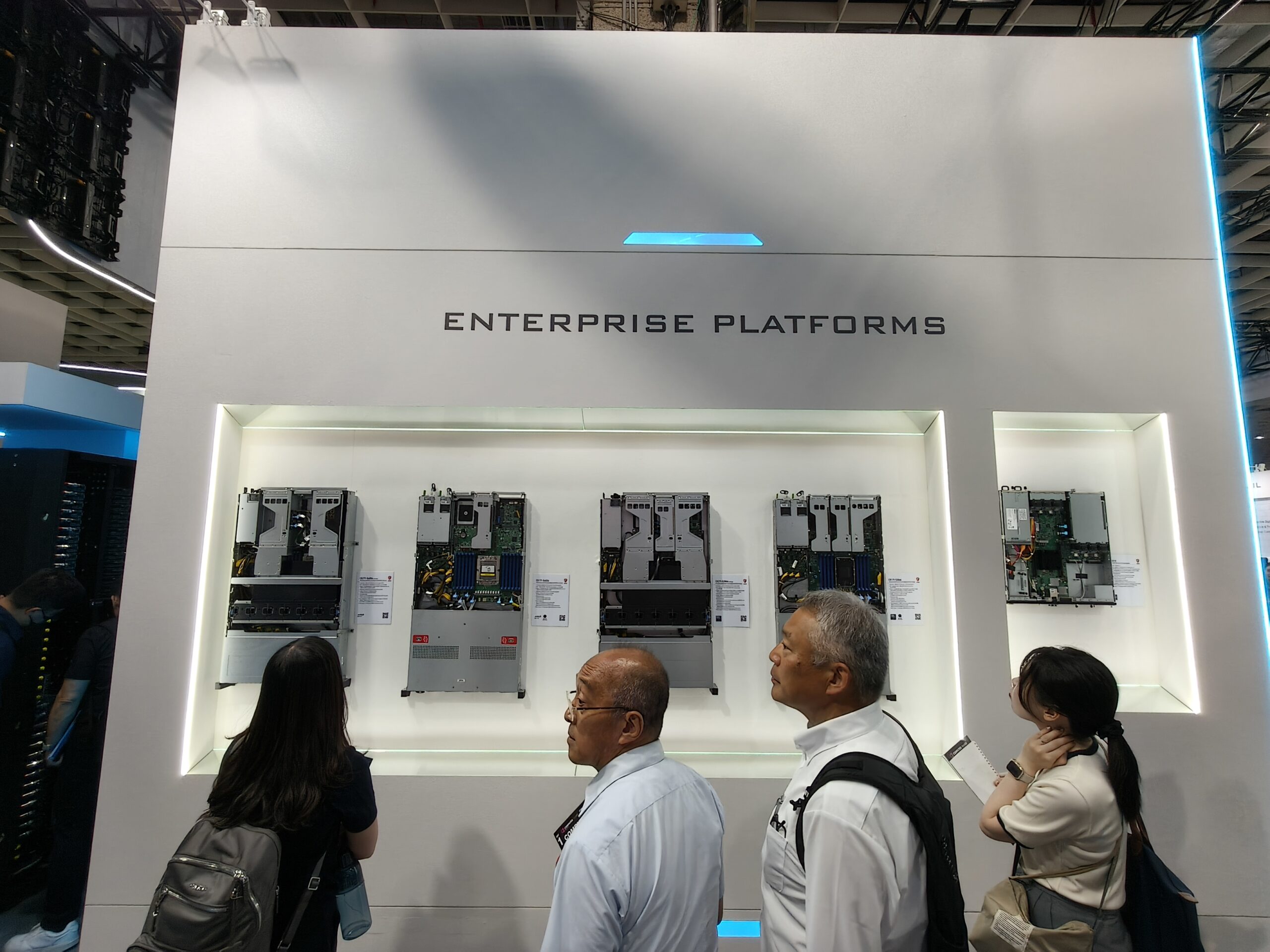 COMPUTEX 2026 微星 MSI 展位設計，南港展覽館一館一樓現場 3
