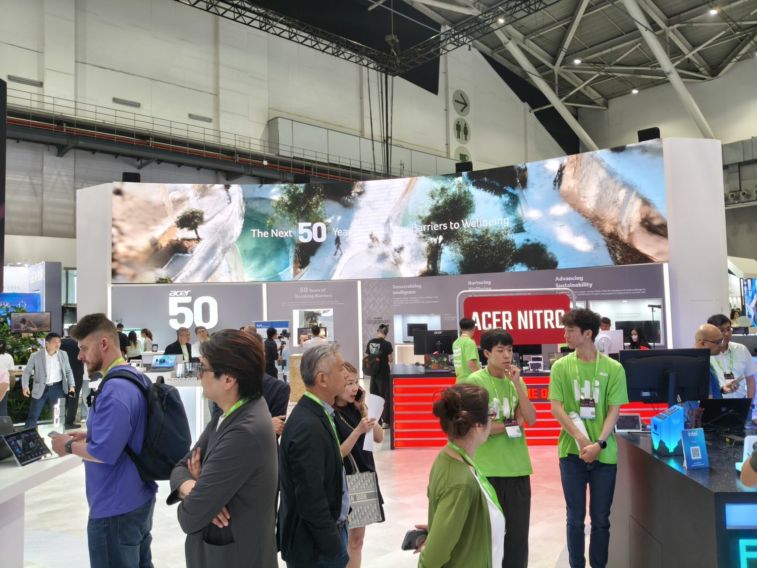 COMPUTEX 2026 宏碁 Acer 展位設計，南港展覽館一館四樓現場 3