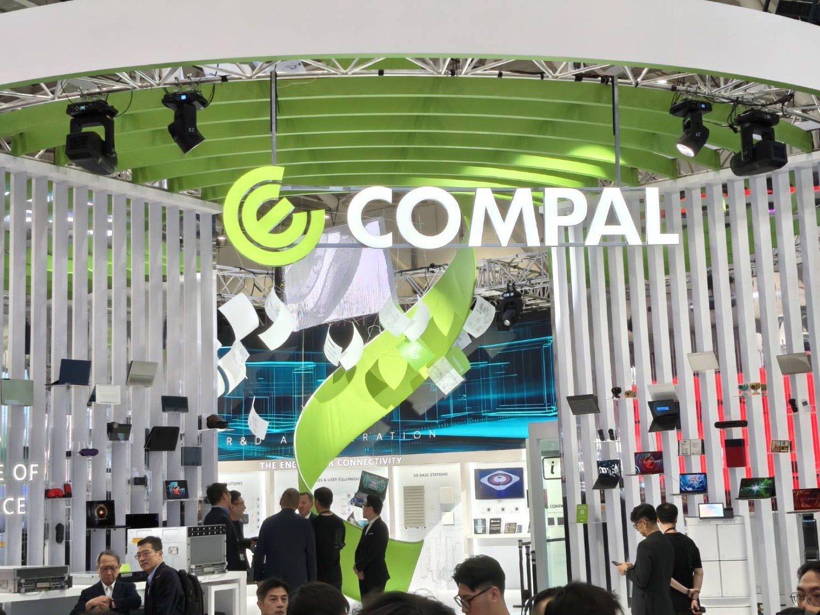 COMPUTEX 2026 仁寶 COMPAL 展位設計，南港展覽館一館四樓現場 1