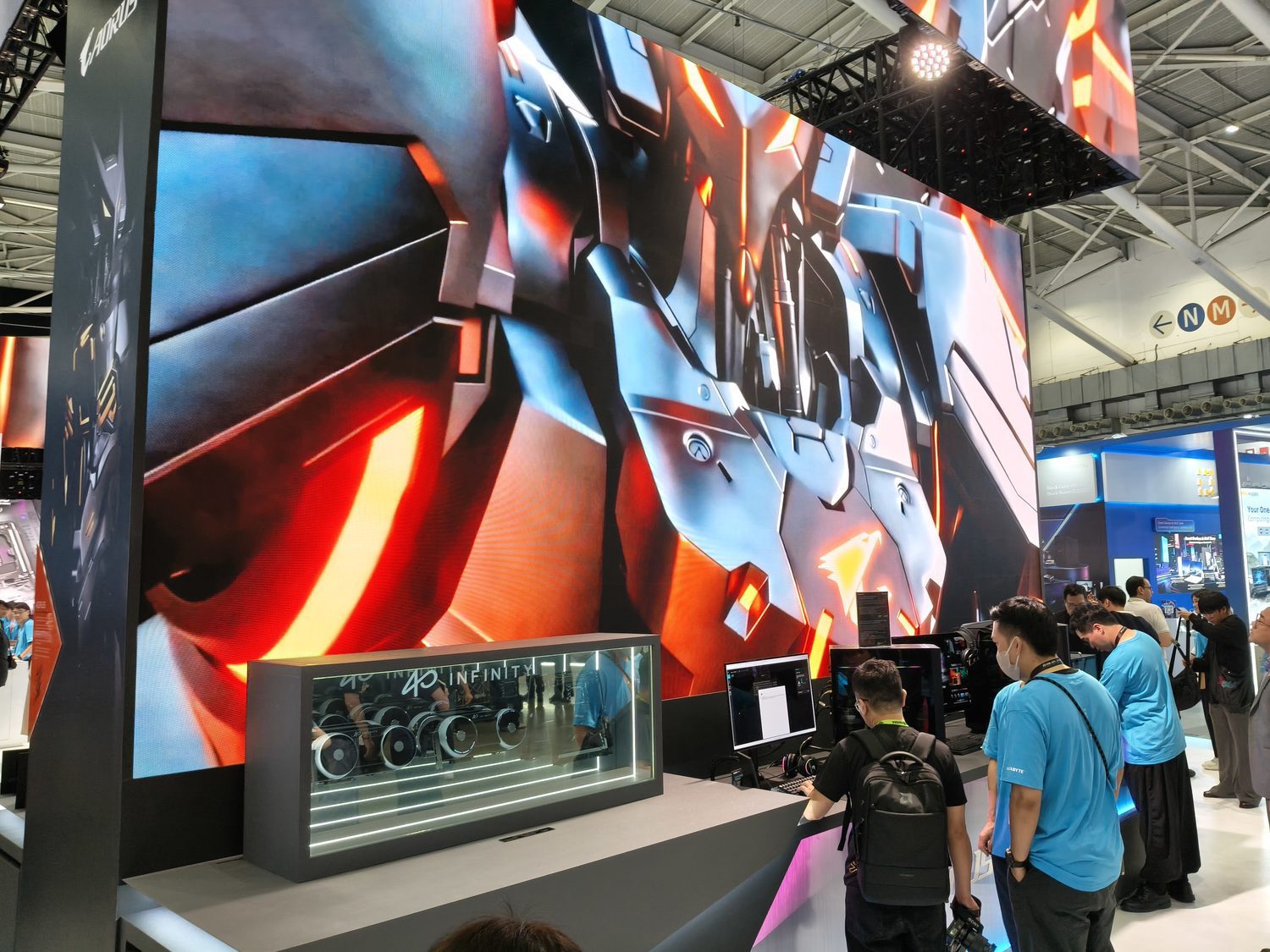 COMPUTEX 2026 技嘉 GIGABYTE 展位設計，南港展覽館一館四樓現場 3