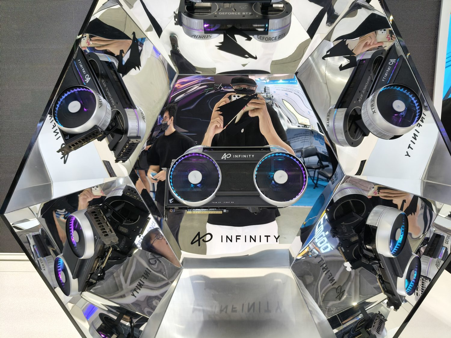 COMPUTEX 2026 技嘉 GIGABYTE 展位設計，南港展覽館一館四樓現場 5