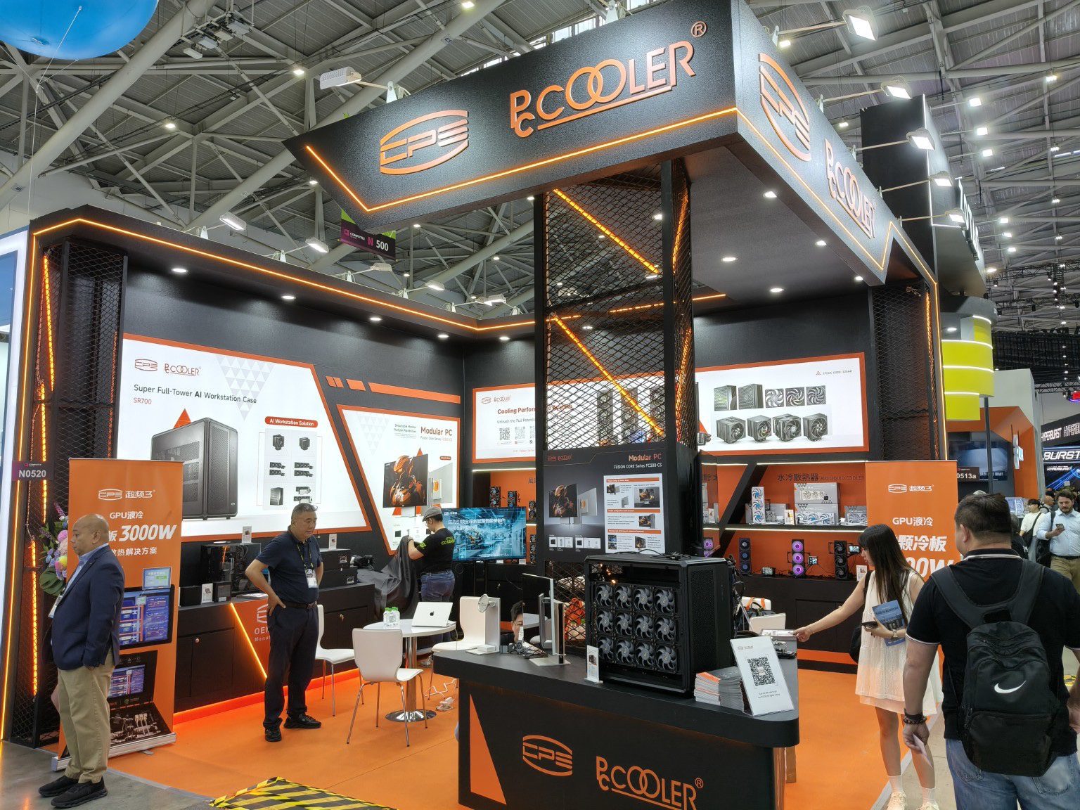 COMPUTEX 2026 展位設計：PCCOOLER 超頻三黑橘散熱主題攤位