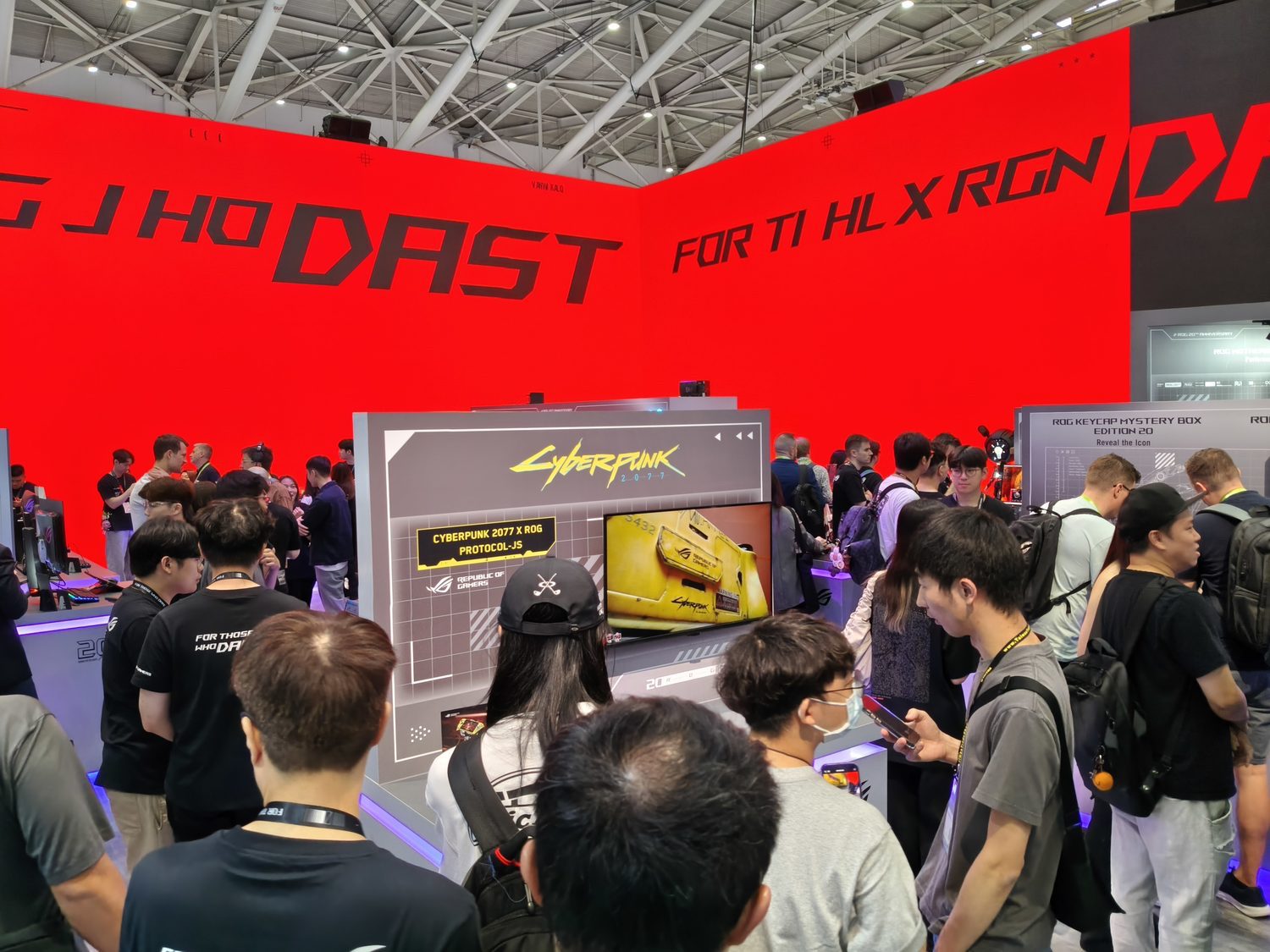 COMPUTEX 2026 ROG 展位設計，南港展覽館一館四樓現場 2