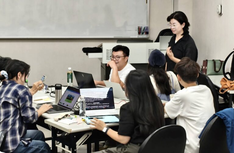 AI 企業培訓怎麼設計？兩天品牌提案工作坊實例