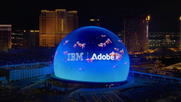 Las Vegas Sphere 夜間播放 IBM 與 Adobe AI 魚群視覺的球形螢幕